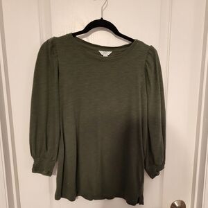 Crown & Ivy Top